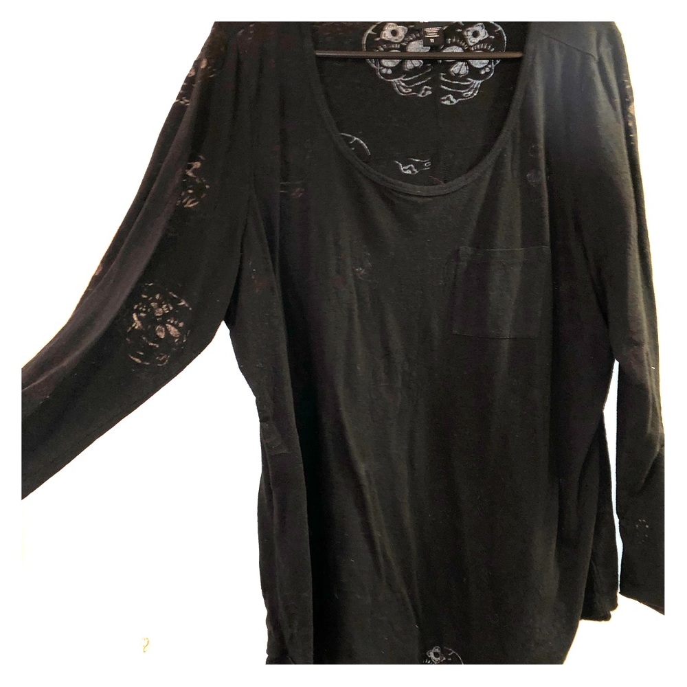 Burnout skull long sleeved Torrid shirt